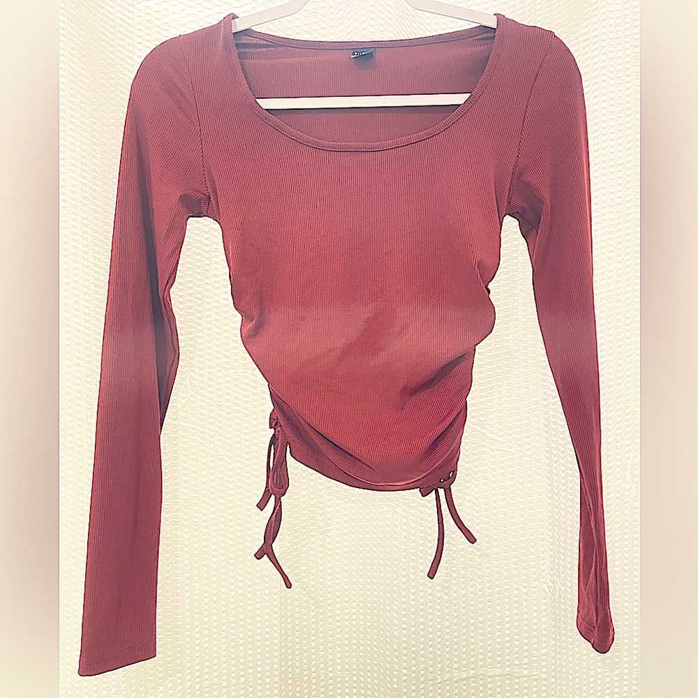 SHEIN Conch Top w/ U-Shape Neckline